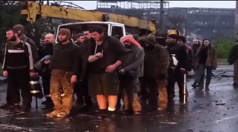 Rusia anuncia rendición del líder neonazi del batallón ucraniano Azov y liberación total en Mariúpol