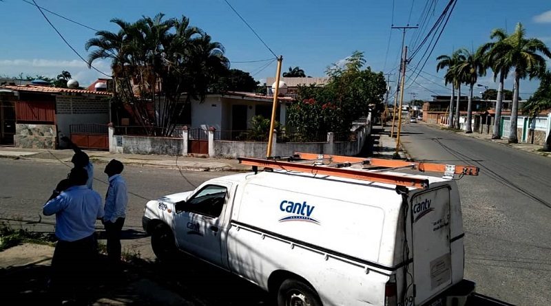 Reconectan servicios Cantv a familias del urbanismo de Valencia