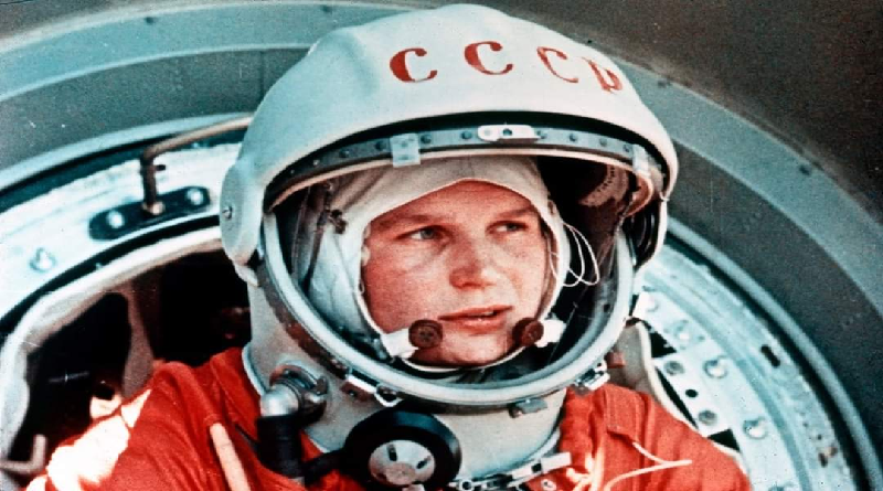 Se celebran 59 años del primer viaje al espacio de una mujer cosmonauta