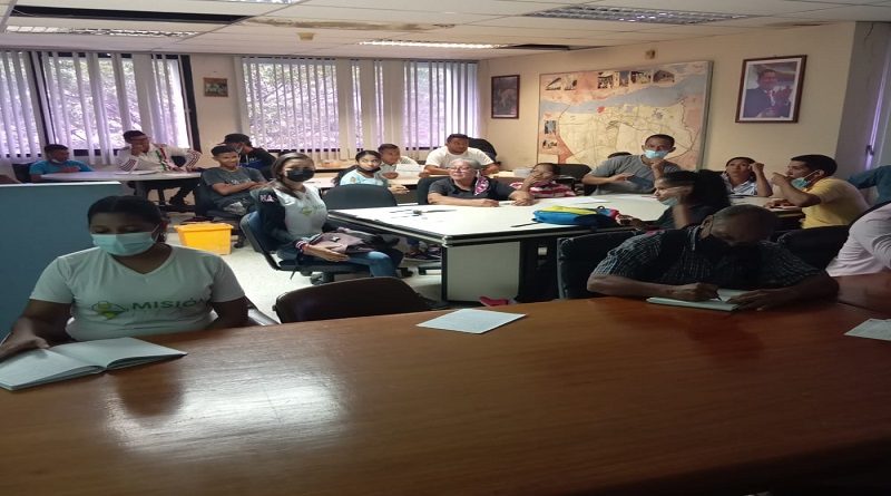 Chamba Juvenil Minera capacita a sus integrantes en proyectos socioproductivos