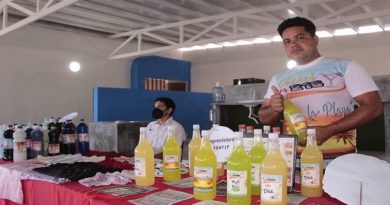 Más de 18 mil Bs fueron entregados en créditos a emprendedores larenses