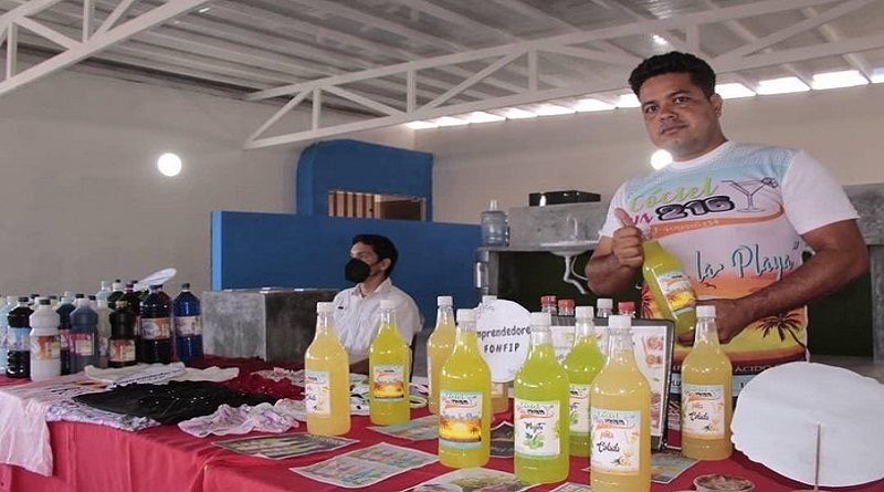 Más de 18 mil Bs fueron entregados en créditos a emprendedores larenses