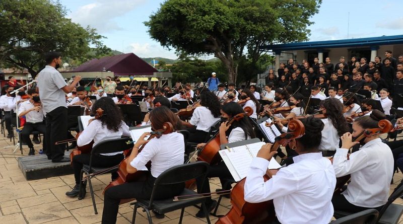 Núcleos municipales del Sistema de Orquestas en Aragua se unieron en concierto