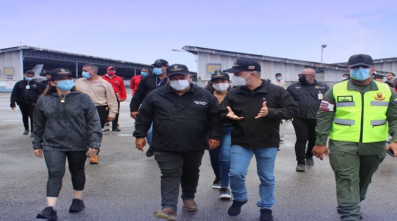 Inspeccionan instalaciones del aeropuerto Caracas