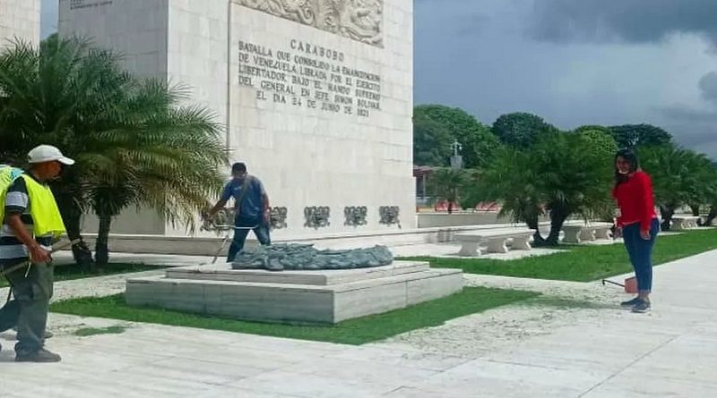 Realizan trabajos de limpieza y rehabilitación al Paseo Los Próceres en Caracas