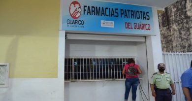 Entregan equipos e insumos para optimizar servicios en varios centros hospitalarios