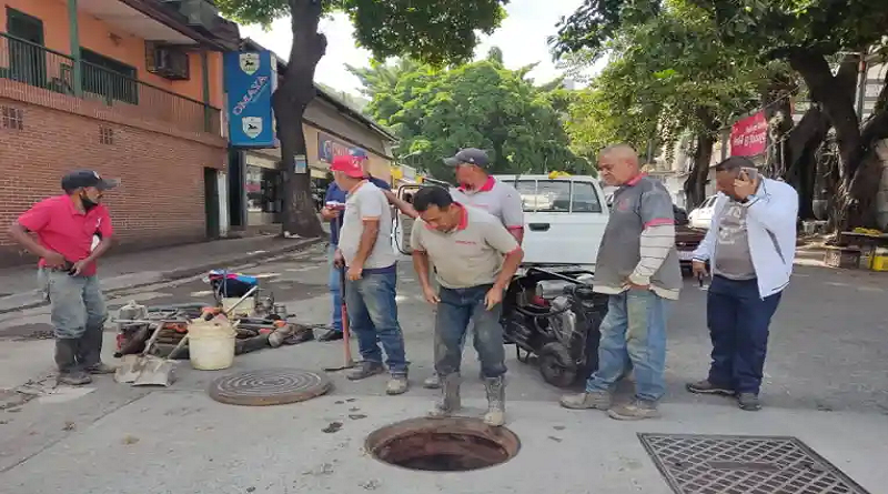 Hidrocapital repara averías de agua potable en Vista Alegre
