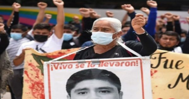 Entregan informes a organismos sobre caso Ayotzinapa en México