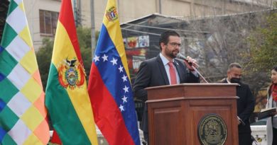 Delegación venezolana rinde homenaje al Mariscal Antonio José de Sucre en Bolivia