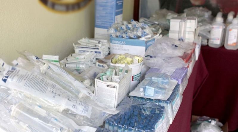 Entregan 35 mil unidades de medicamentos e insumos a seis hospitales de Mérida