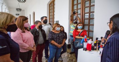 Inauguran muestra expositiva en conmemoración al encuentro entre Bolívar y Manuela Sáenz