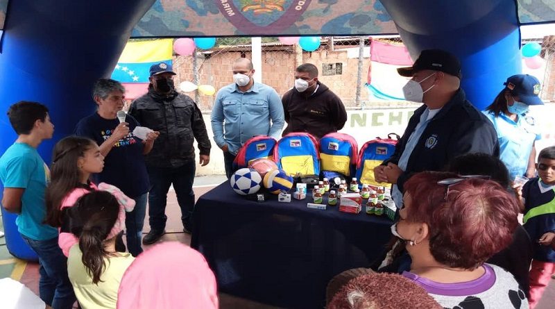 Habitantes de La Matica reciben jornada medico social en Los Teques