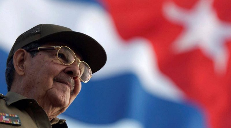 Jefe de Estado a Raúl Castro: Eres muestra tangible del amor y lealtad con los pueblos del mundo.