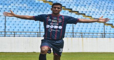 Monagas SC anuncia la inclusión de Víctor Rivero