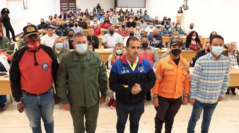 Activan ODDI en La Guaira ante amenaza de onda tropical N°11