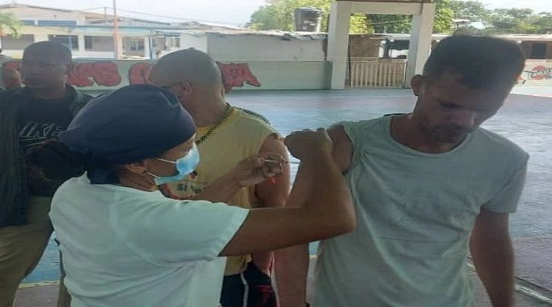 Realizan jornada de vacunación Centro Penitenciario José Antonio Anzoátegui