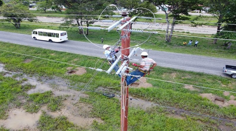 Realizan mantenimiento preventivo en líneas de transmisión San Rafael de Onoto en Portuguesa