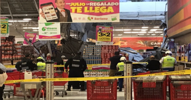 Granizo causa la caída del techo de un supermercado en México