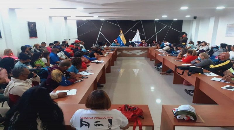 Estado Mayor de Alimentación de Caracas fortalecerá producción y distribución de los CLAP