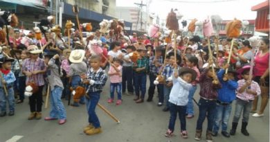 Ciudad Bolívar se llena de color con los Caballitos de San Juan