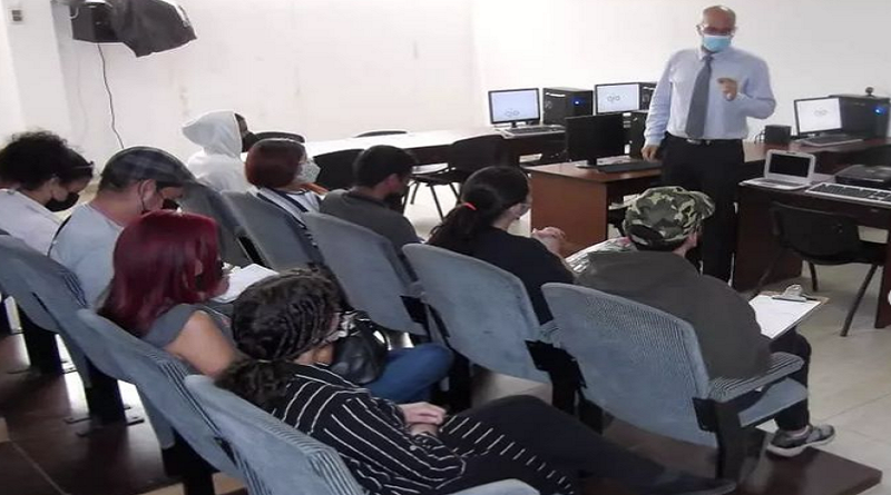 Inician ciclo talleres conjuntos del Cenaf e Infocentro