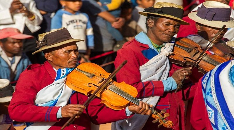 Celebran 62ºaniversario de independencia en Madagascar