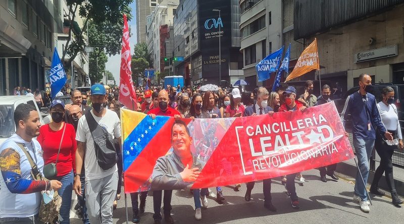Clase trabajadora se movilizan en rechazo a la exclusión de Venezuela de la Cumbre de las Américas