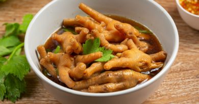 Son las patas de pollo en particular, aunque no son un alimento común en algunas partes del mundo, representan una buena fuente de colágeno