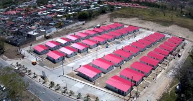 Entregan llaves a 34 familias en Urbanismo Humberto Silva de Yaracuy