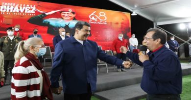 Tributo musical y artístico realizan al Comandante Chávez en la Casona Cultural