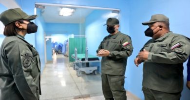 Bricomiles atiende centro de salud militar en Catia La Mar
