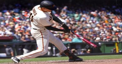 Wilmer Flores pega su cuadrangular 13 de la temporada en la MLB