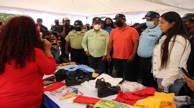 Benefician a más de 2 mil funcionarios policiales con jornada integral