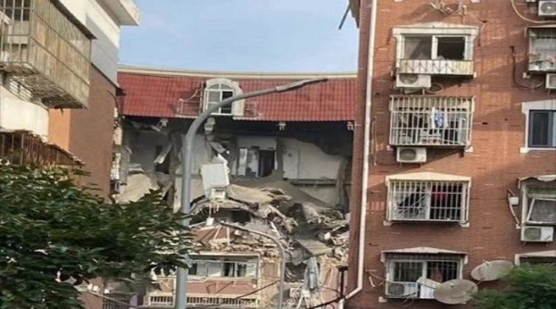 Explosión provoca derrumbe de edificio en China