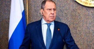 Canciller ruso continúa gira africana para afianzar lazos