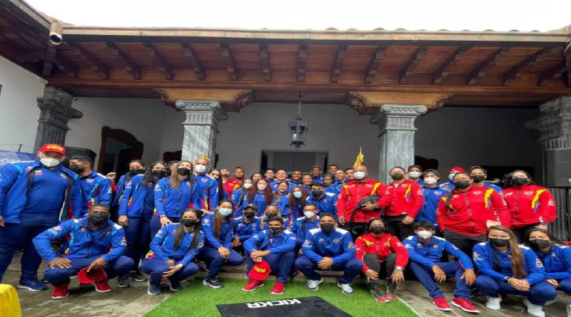 Ministro Mervin Maldonado sostuvo encuentro con atletas de los Juegos Valledupar 2022