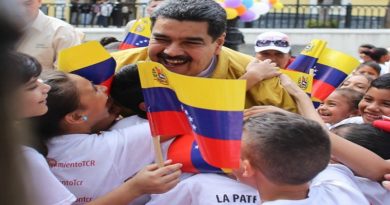 Jefe de Estado celebra el día del niño