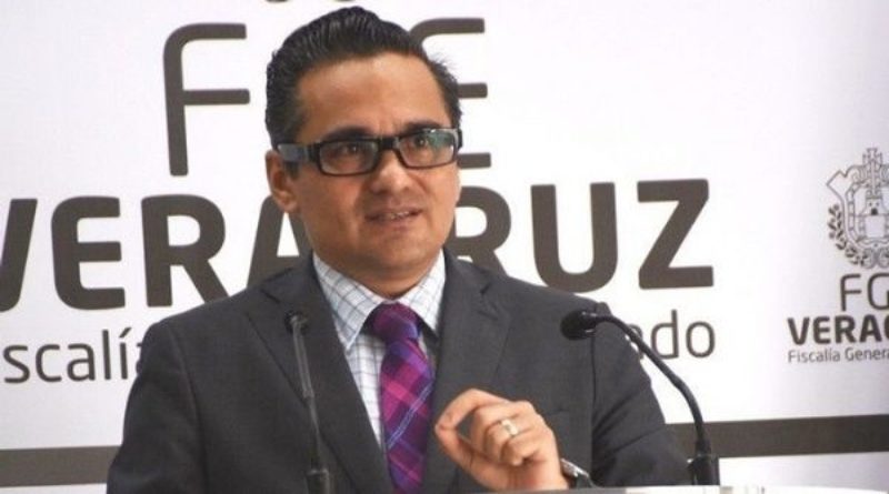Arrestan a exfiscal mexicano acusado de desaparición forzada