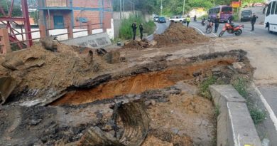 Realizan trabajos de vialidad en Kilómetro uno de la Panamericana