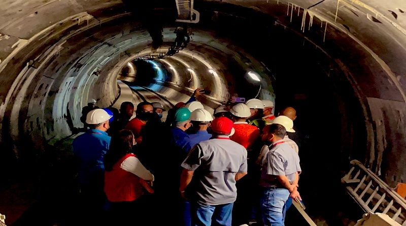 Construyen 1800 metros lineales de vía férrea en la línea 5 del Metro de Caracas