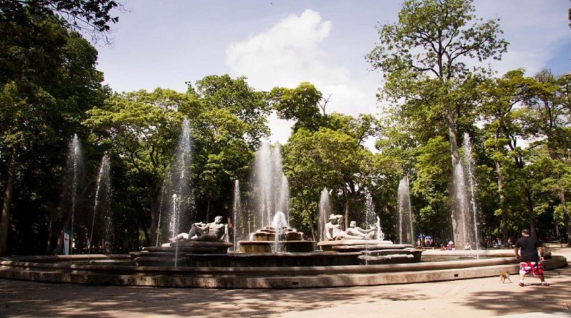 Pueblo disfruta del Gran Concierto "Caracas Feliz 2022" en Parque Los Caobos