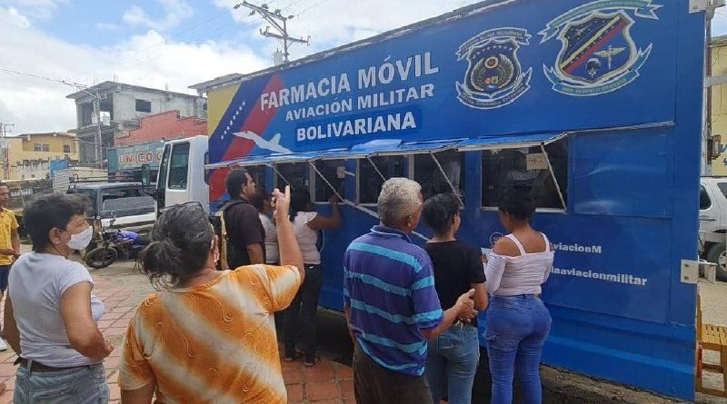 Farmacia Móvil beneficia a habitantes guariqueños con medicamentos a bajos costos
