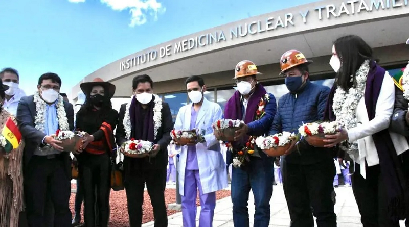 Bolivia destaca beneficios de sus centros de medicina nuclear