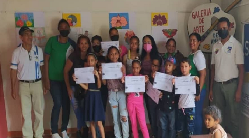 Red de Arte Delta realiza exposición de dibujo por motivo del Día del Niño