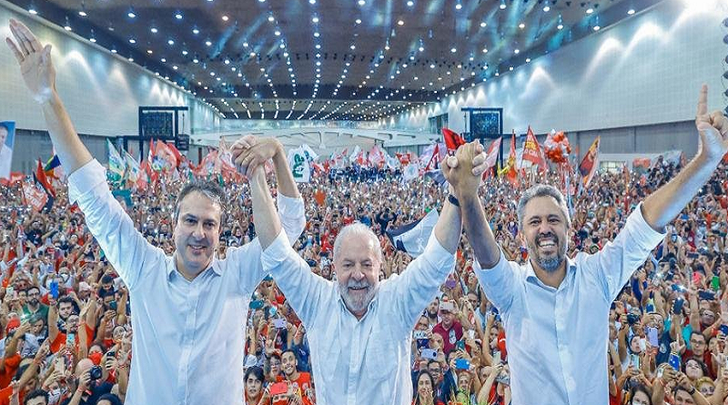 Lula da Silva protagoniza multitudinario acto de campaña en Fortaleza