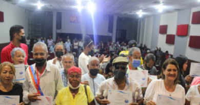 Juramentan abuelos contralores del municipio Paz Castillo de Miranda