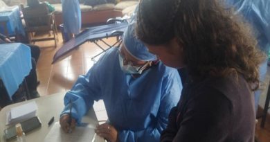 Brindan atención médica especializada a trabajadores en La Colonia Tovar
