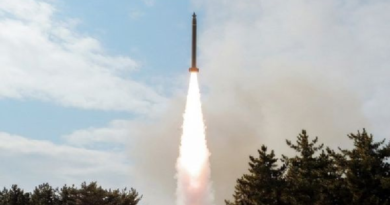 Corea del Norte realiza varios disparos desde un lanzacohetes