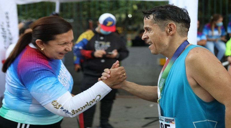 EN FOTOS | Así se desarrolló la XIX Media Maratón Simón Bolívar 21K