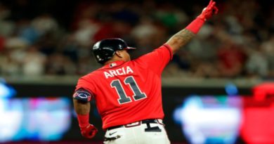 Orlando Arcia mandó a las duchas a Ohtani